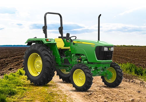 John Deere 5105 GearPro 4WD with 40 HP Category &  3    Cylinder