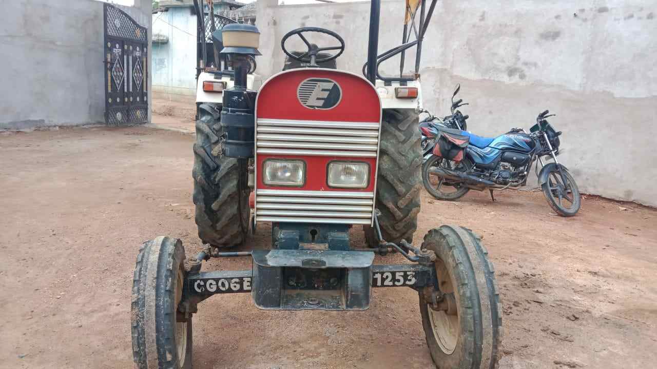 Eicher Tractors 242