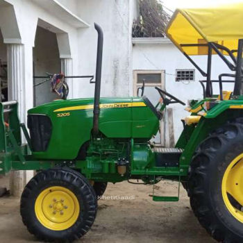 John Deere 5205